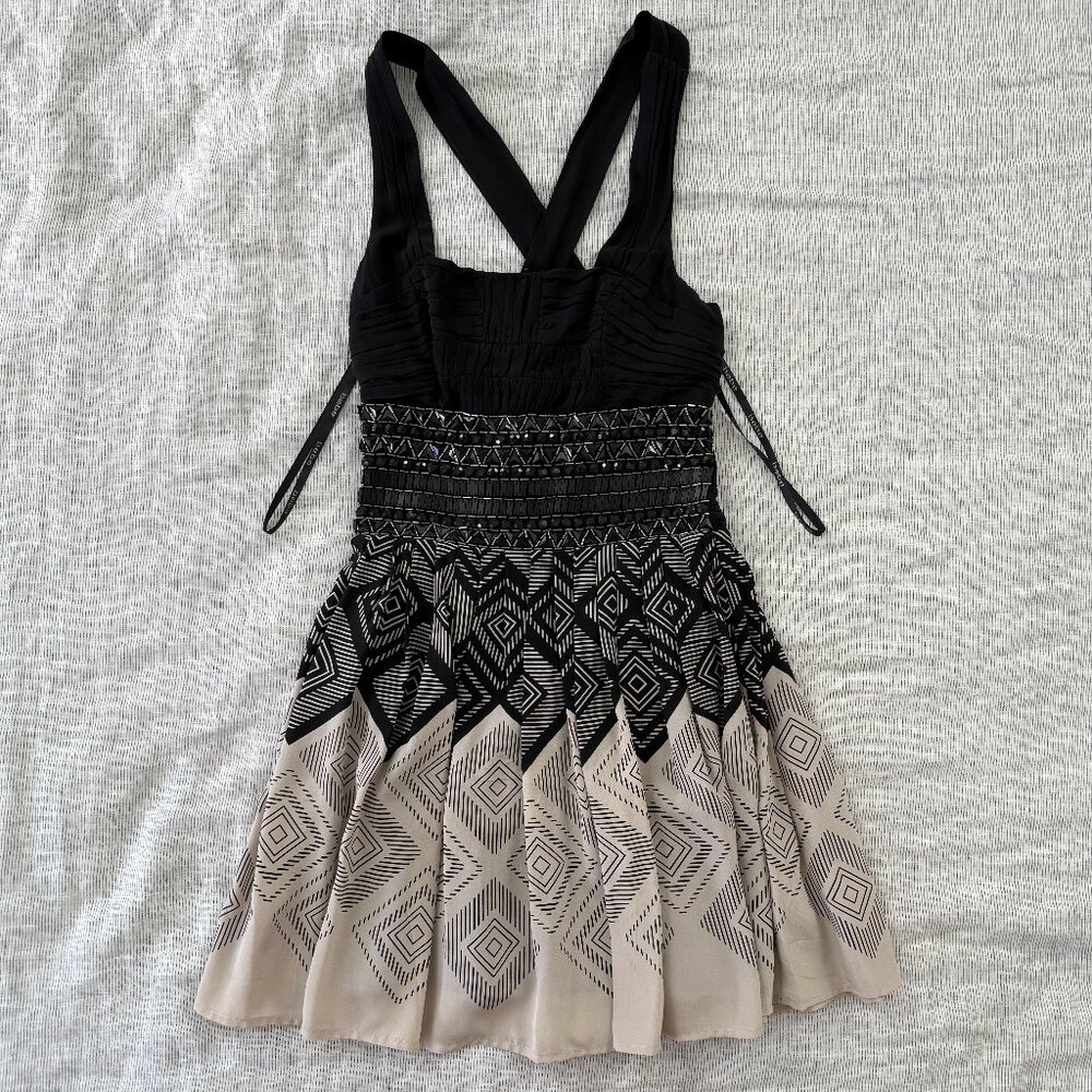 Bebe Womens Chiffon Beaded Triangle Print Mini Dress XXS